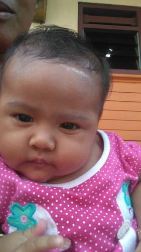 adek Della 4 bulan kurang 2hari
