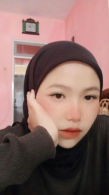 Ayu Lestari profile icon