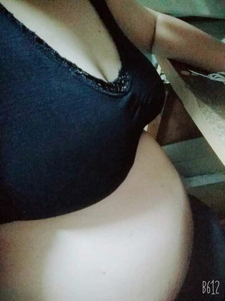 ท้องแรก กำหนดคลอด12เมษา อายุ18