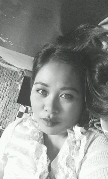 Sari Giri Cahyani profile icon