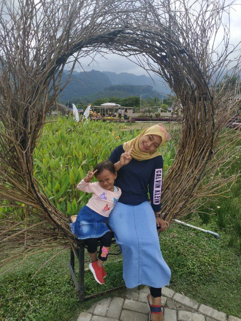 setia ningsih profile icon