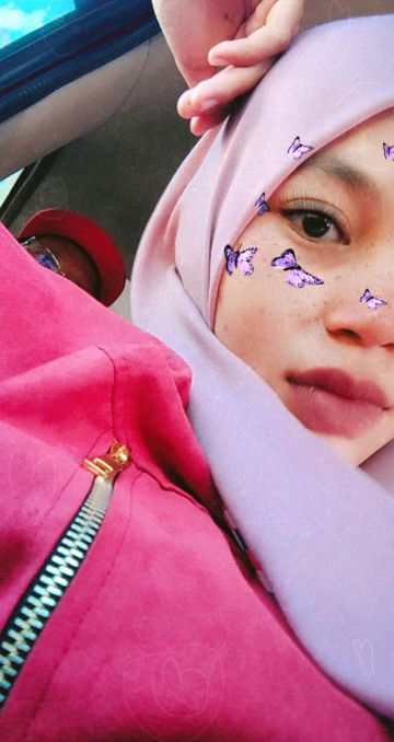 Indah L profile icon