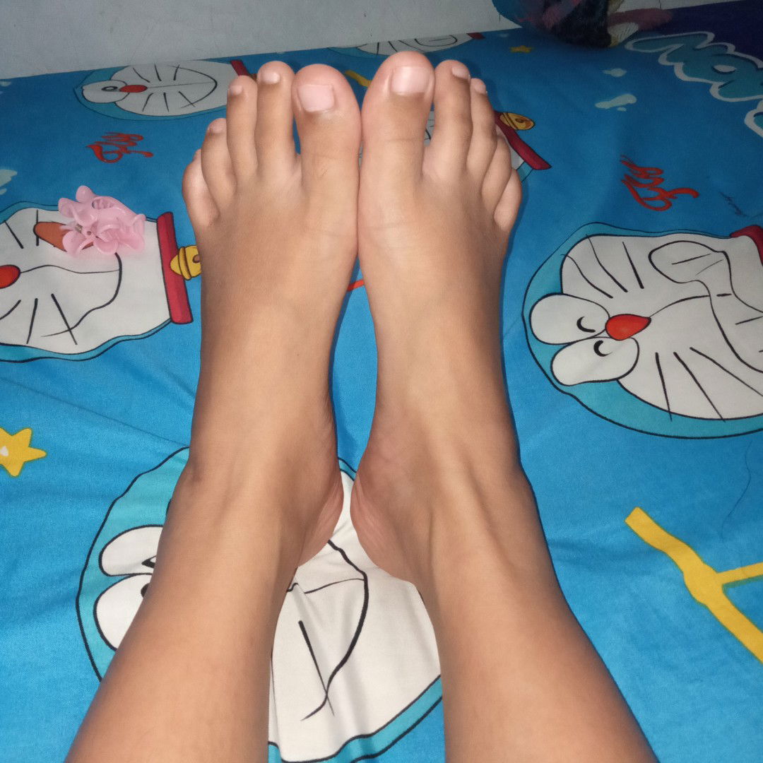 sedikit demisedikit kaki ku bengkak