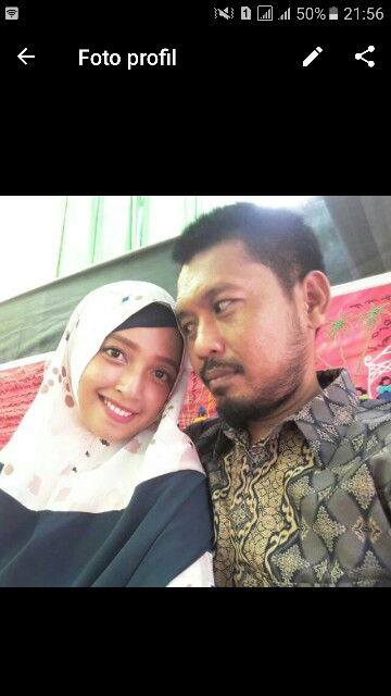 Rika wahyuni profile icon