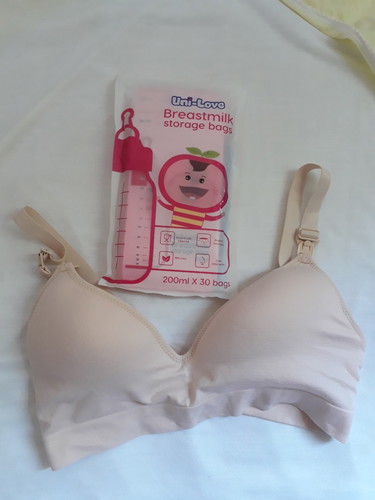 For Sale Nursing bra & Breastmilk storage