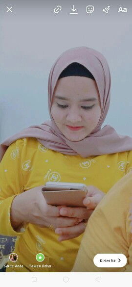 Nur Aini profile icon
