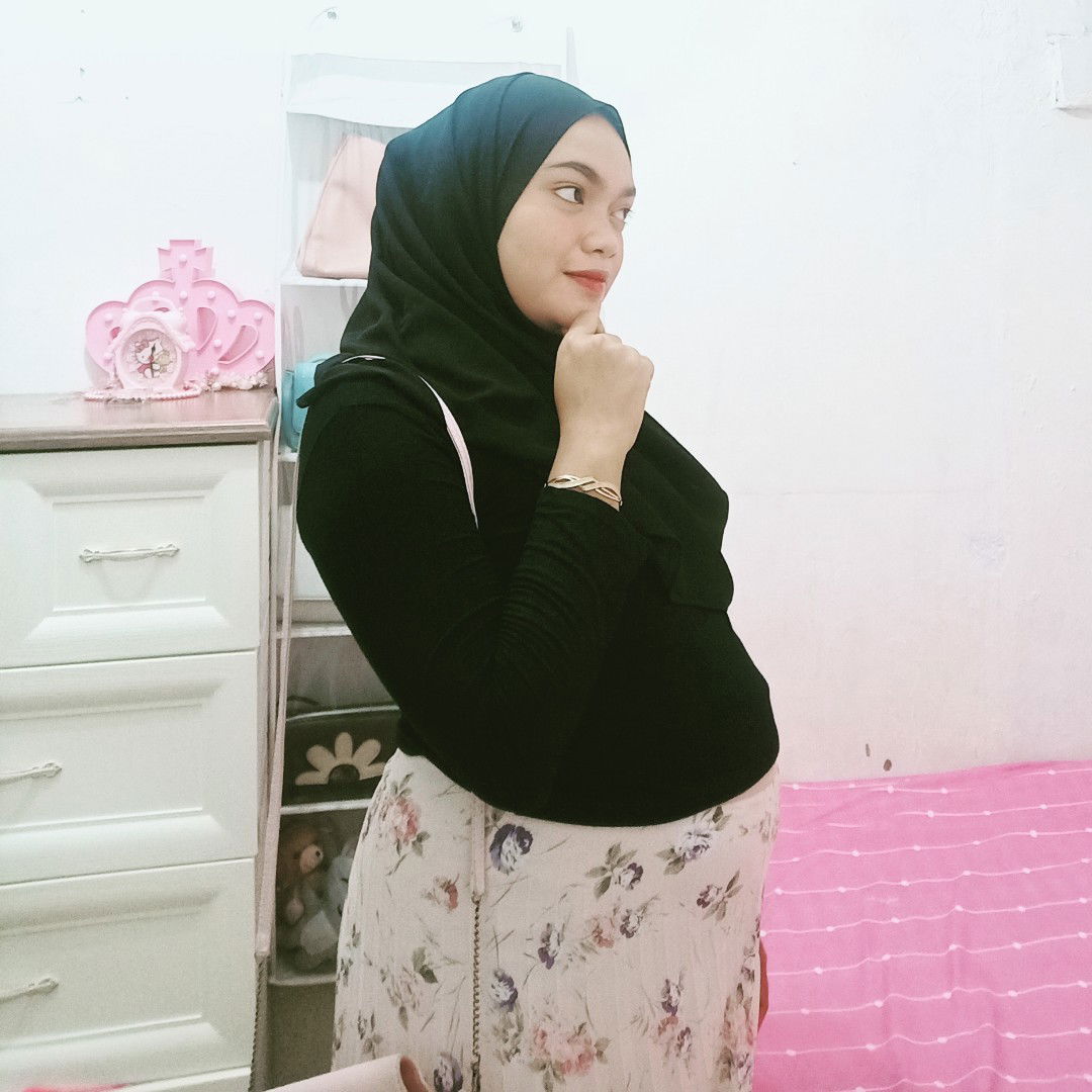 Ditania Indah Farela profile icon