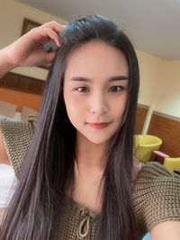 จูน จริญญา profile icon