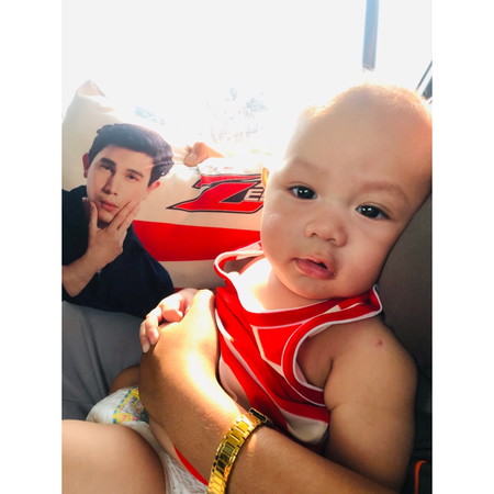 อยากให้ลูกพูดและจำภาษาได้