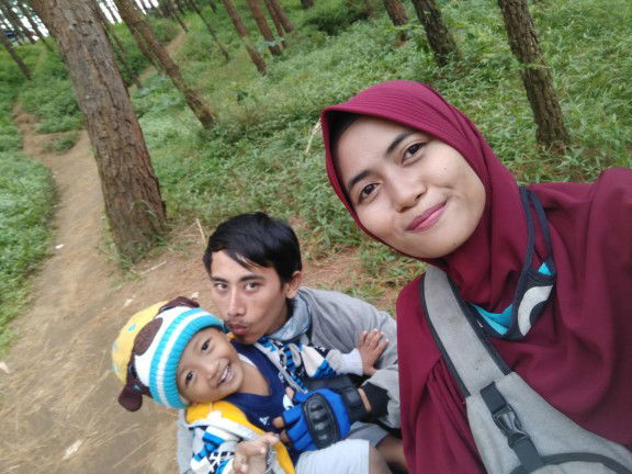 Tia Putri Widya profile icon