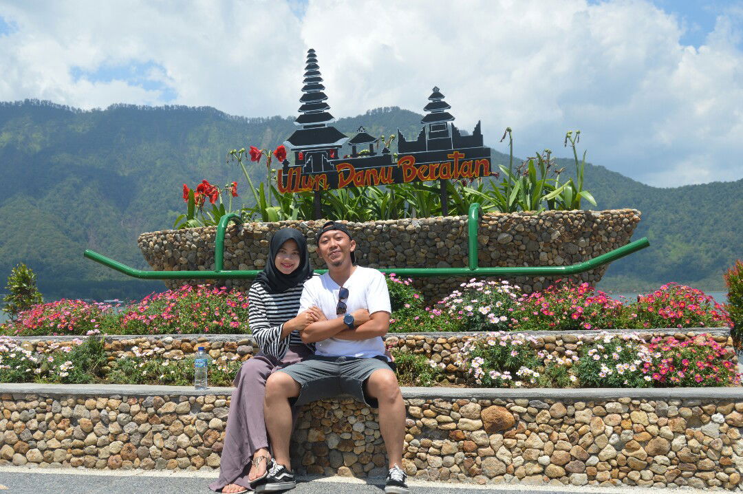 Heni Yulianti Syukur profile icon