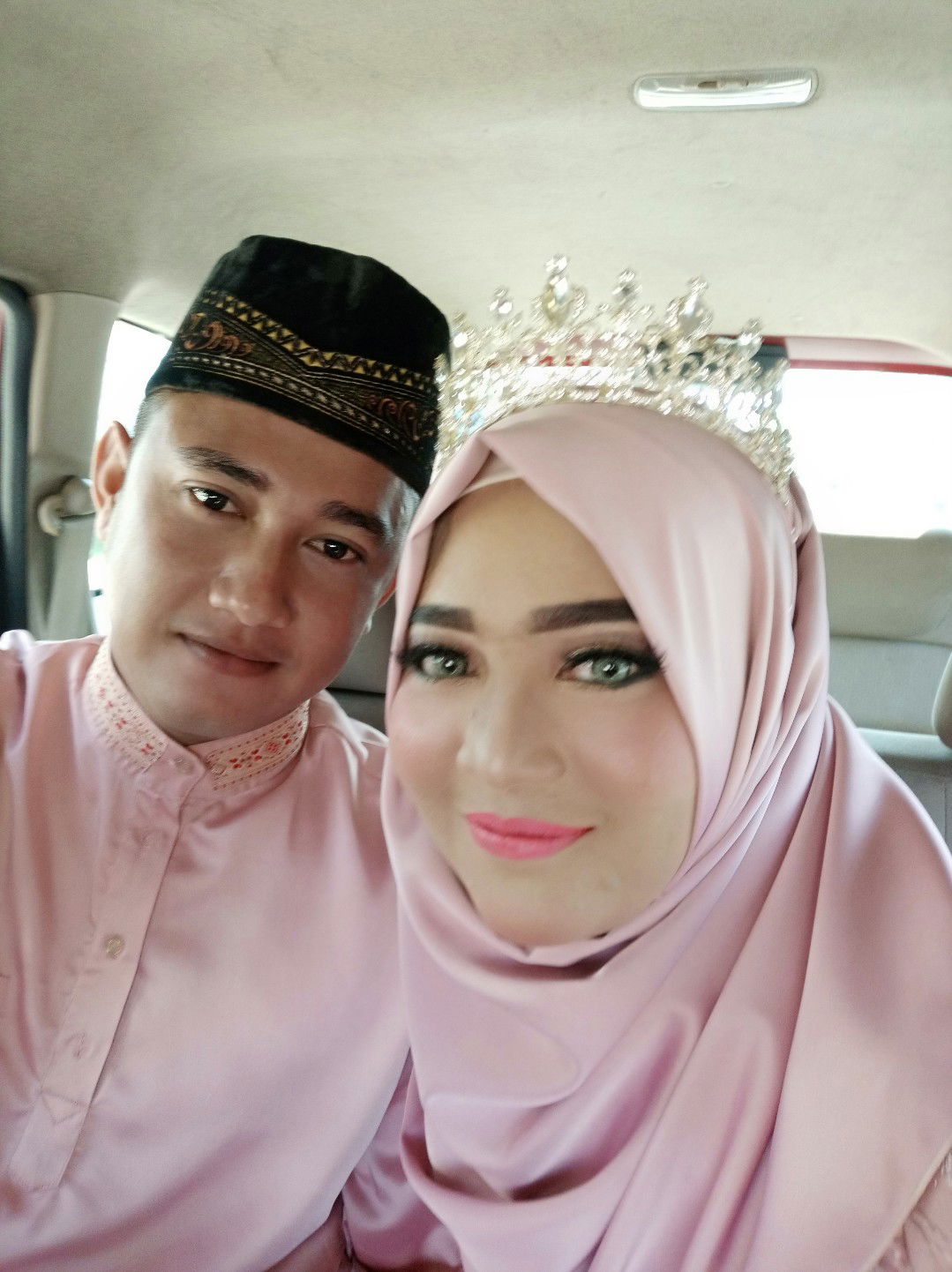 Khairina _022 profile icon