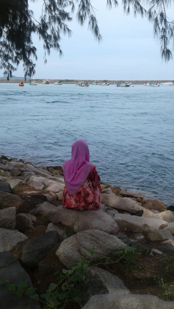 Roshayati profile icon