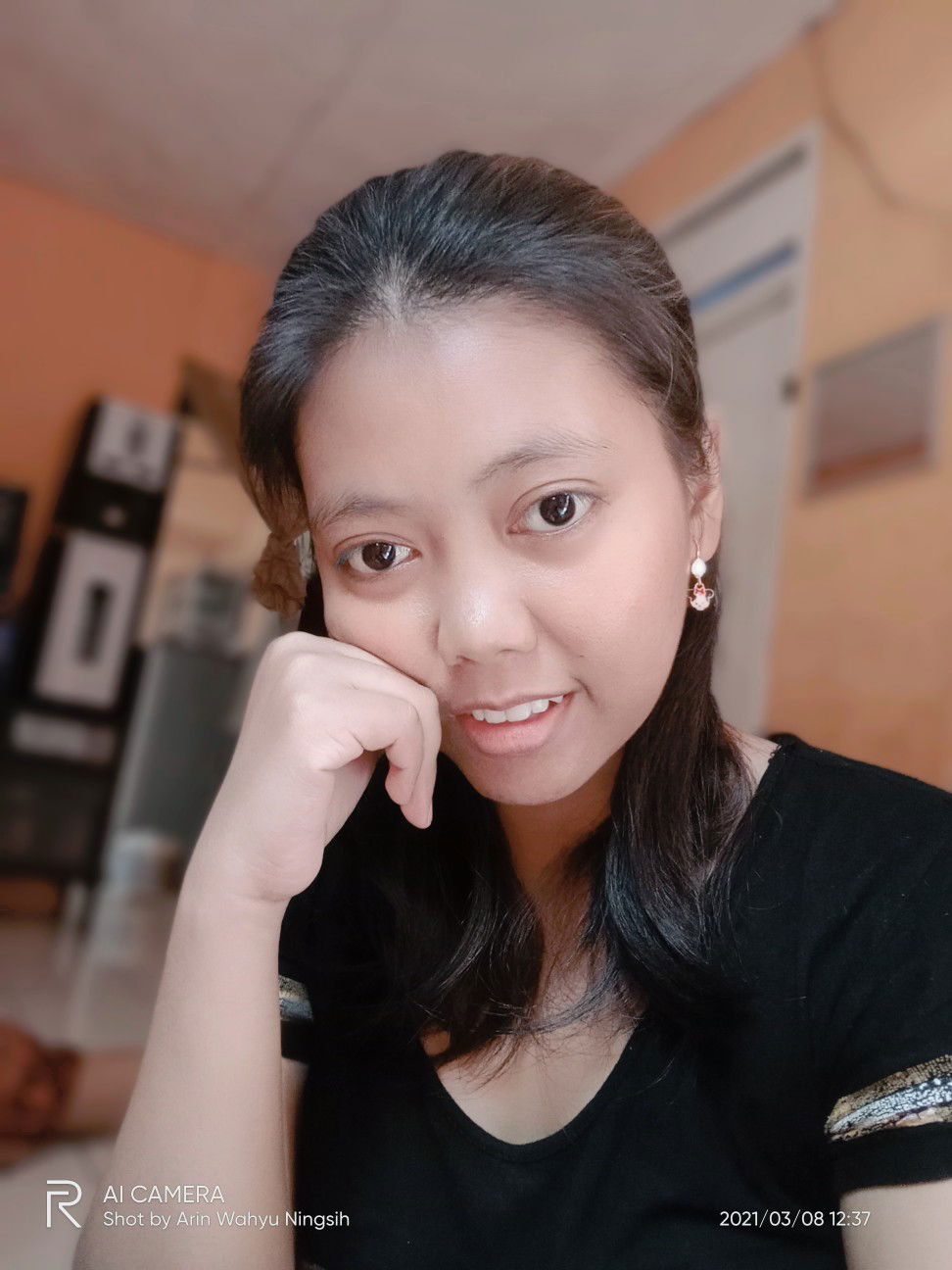 Rina Febriyana profile icon