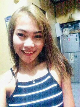 Yna Isip Pingol-Bustos profile icon