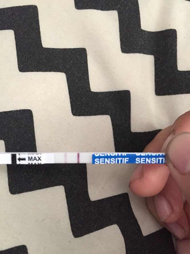 Tespek garis yang satu samar