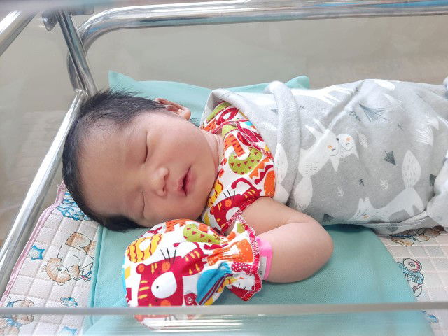 Suci Pratiwi profile icon