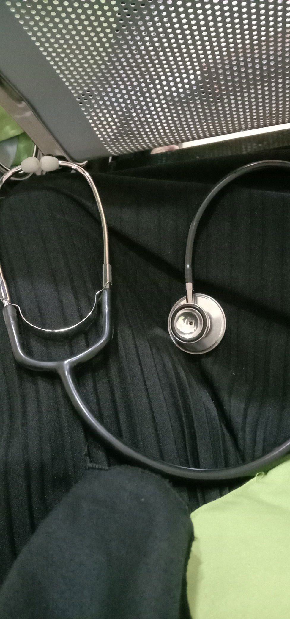 Diah Oktavia profile icon