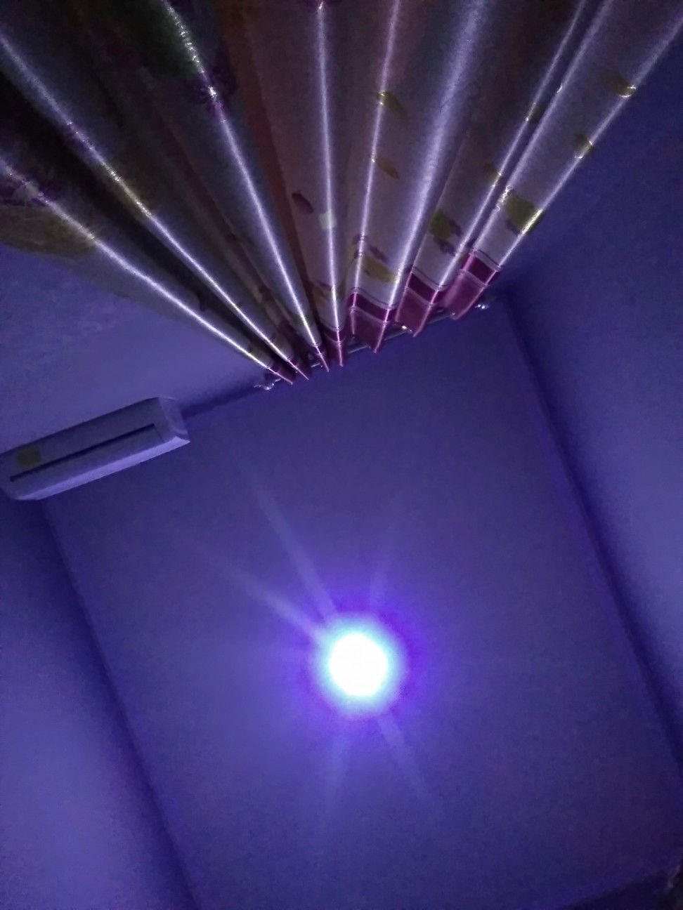 Rossiana Andini profile icon