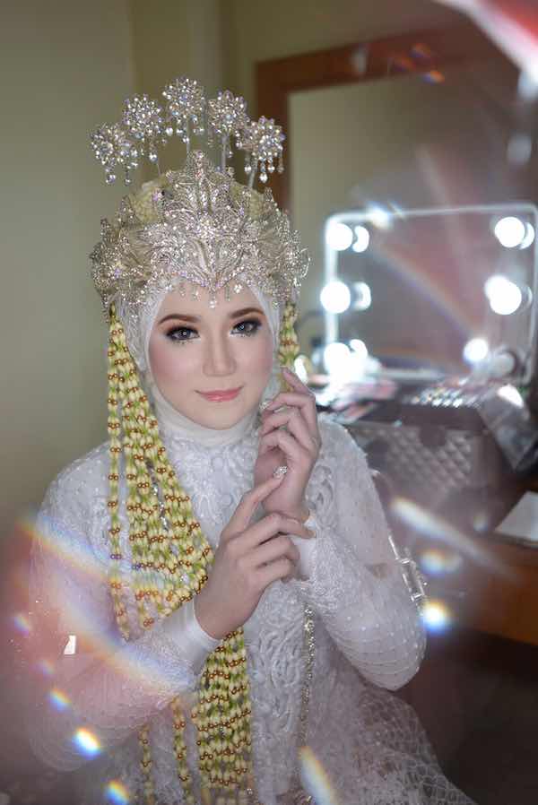 asti tresna profile icon