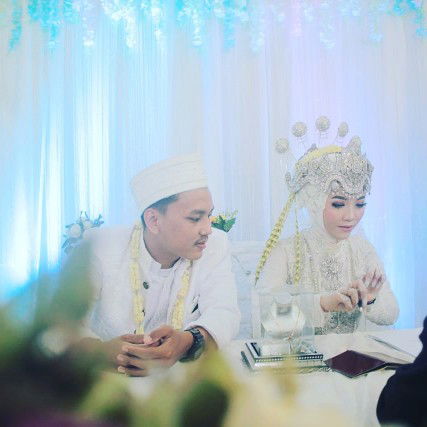 Shelly Apriliani priyatna profile icon