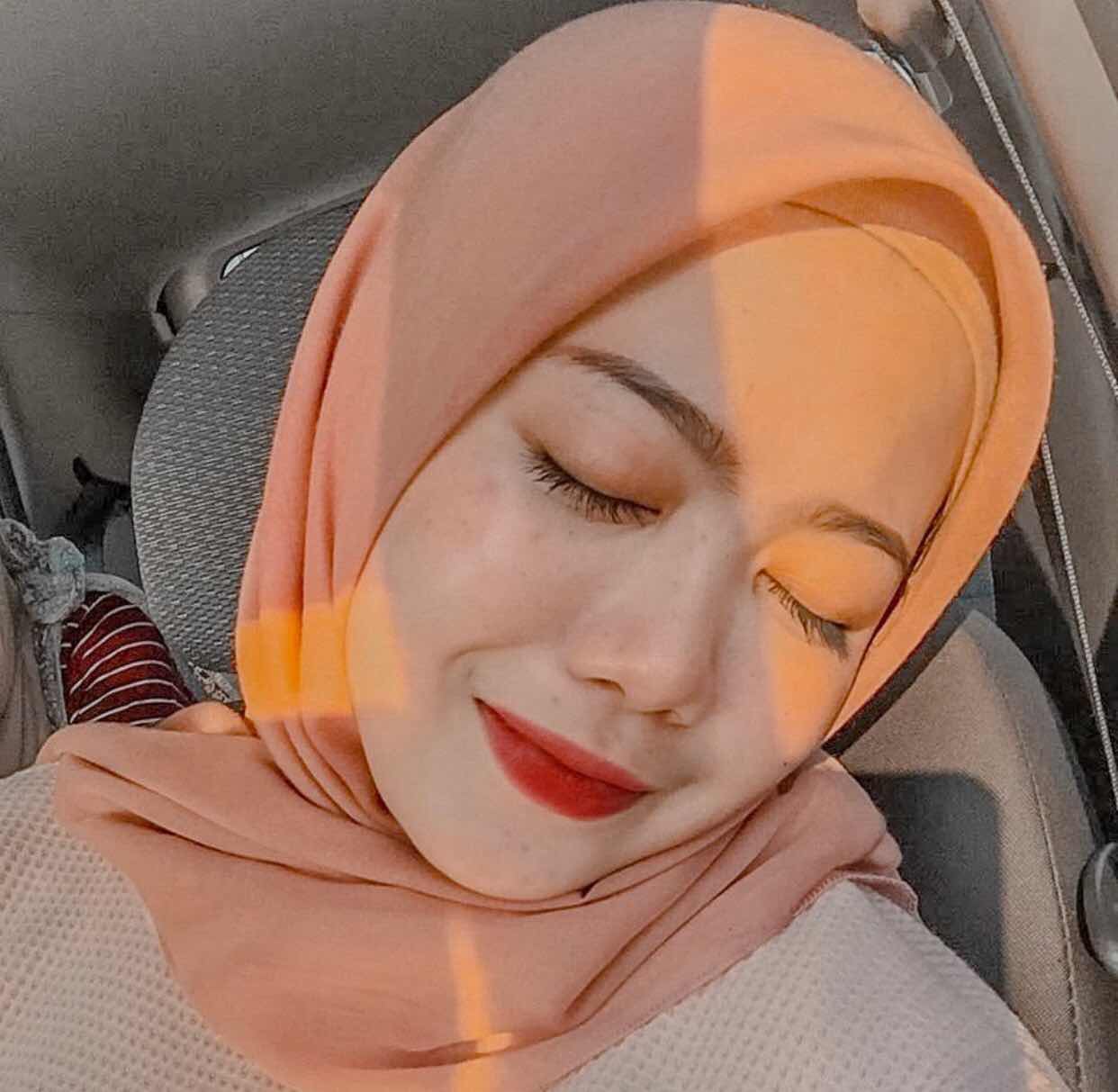 Nadhirah profile icon