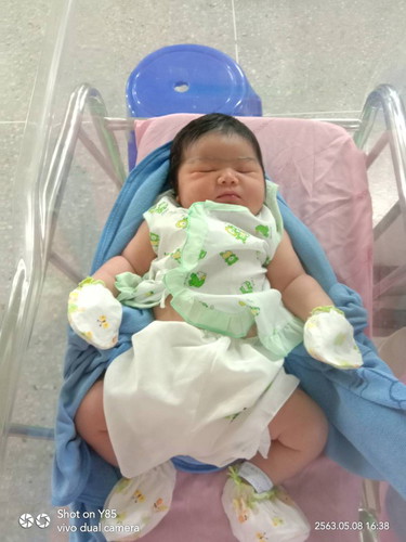 ลูกสาวคนแรกพ่อเห่อมาก