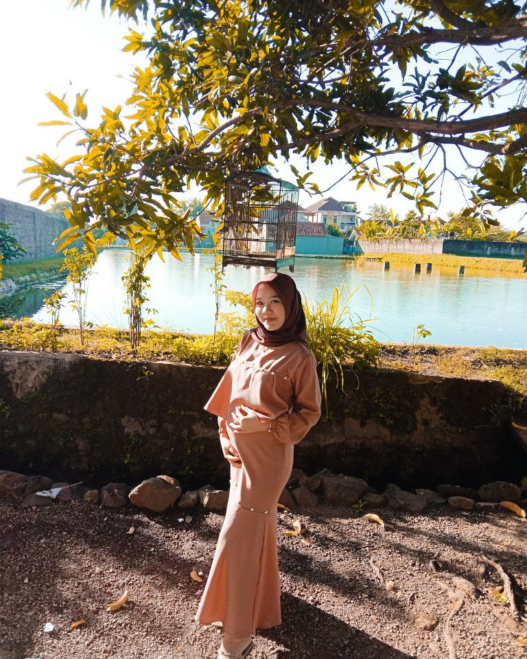 indriyani profile icon