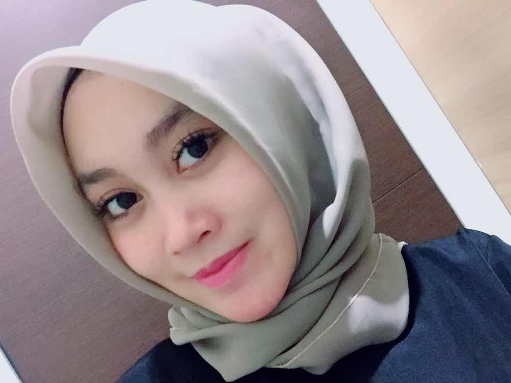 Leni nur utami profile icon