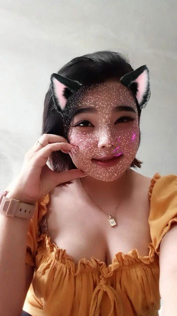 Nilobol Khananthai profile icon