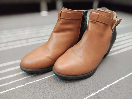 Fore Sale P500 River Island Boots