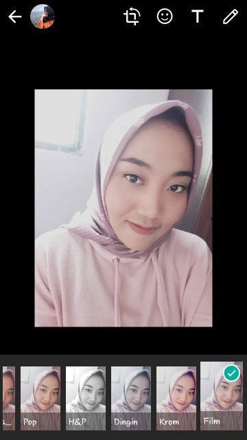 Ana Izati profile icon