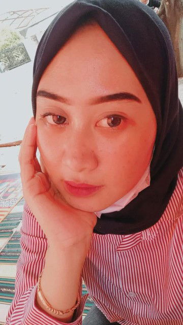 Ajeng Valentina Saleski profile icon