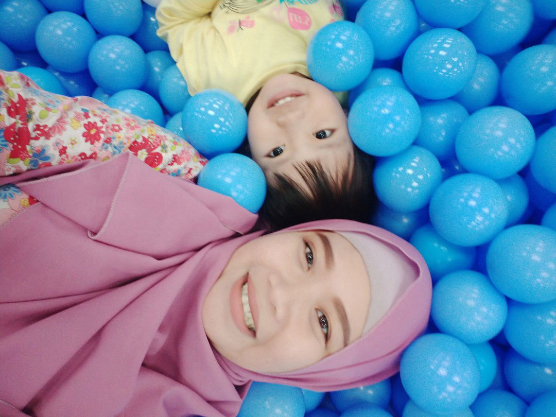 Mama Reni profile icon