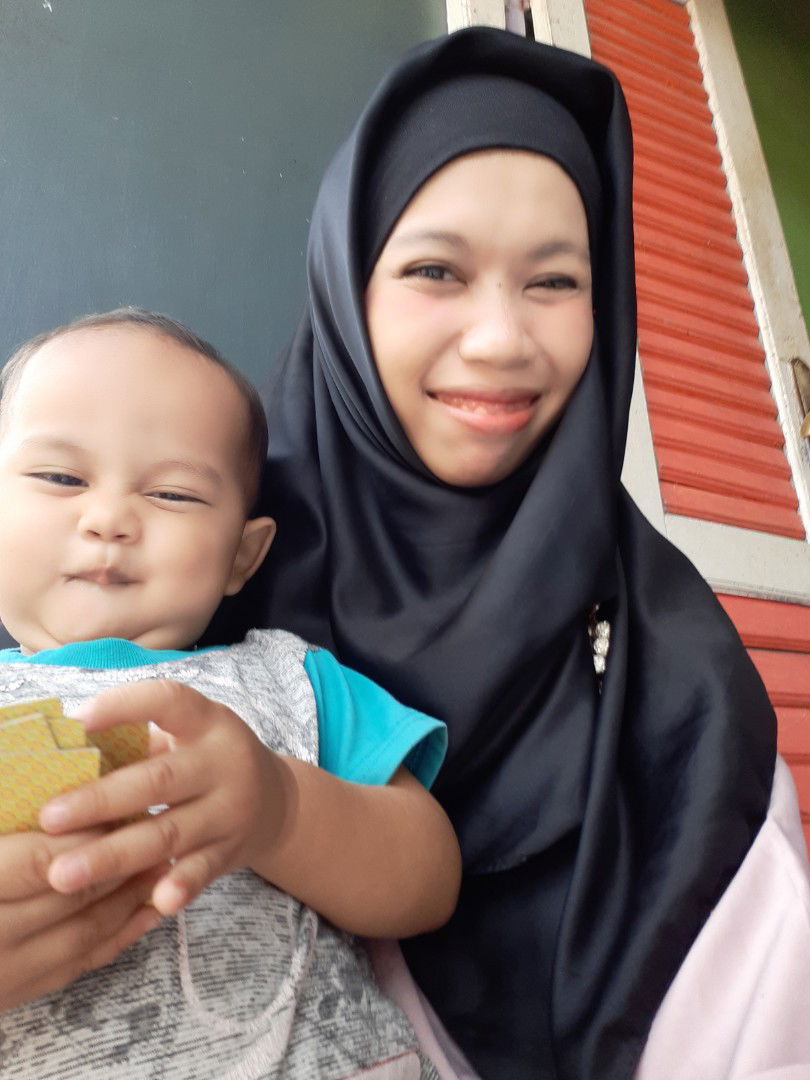 tresnawati profile icon