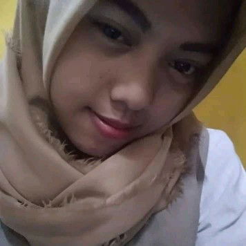 nur vita sari profile icon