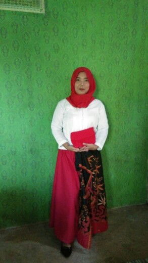 Desi Tri Ningsih profile icon