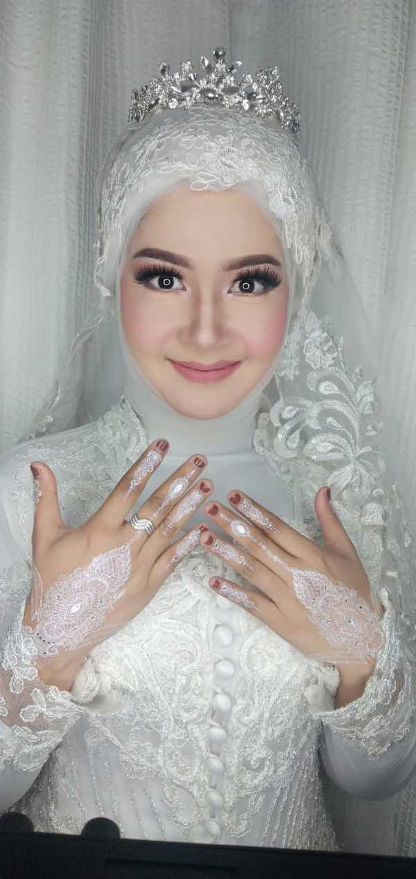 Riyanthie intan profile icon