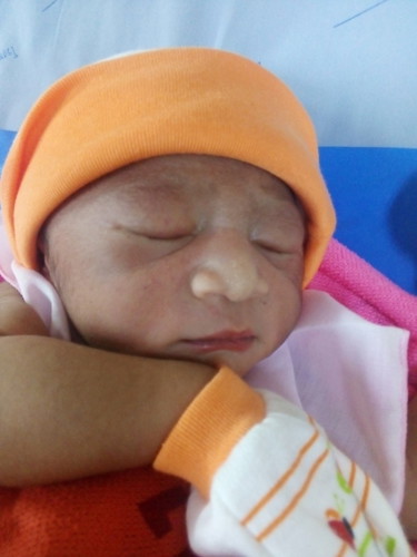 คลอดแล้วจ๊า