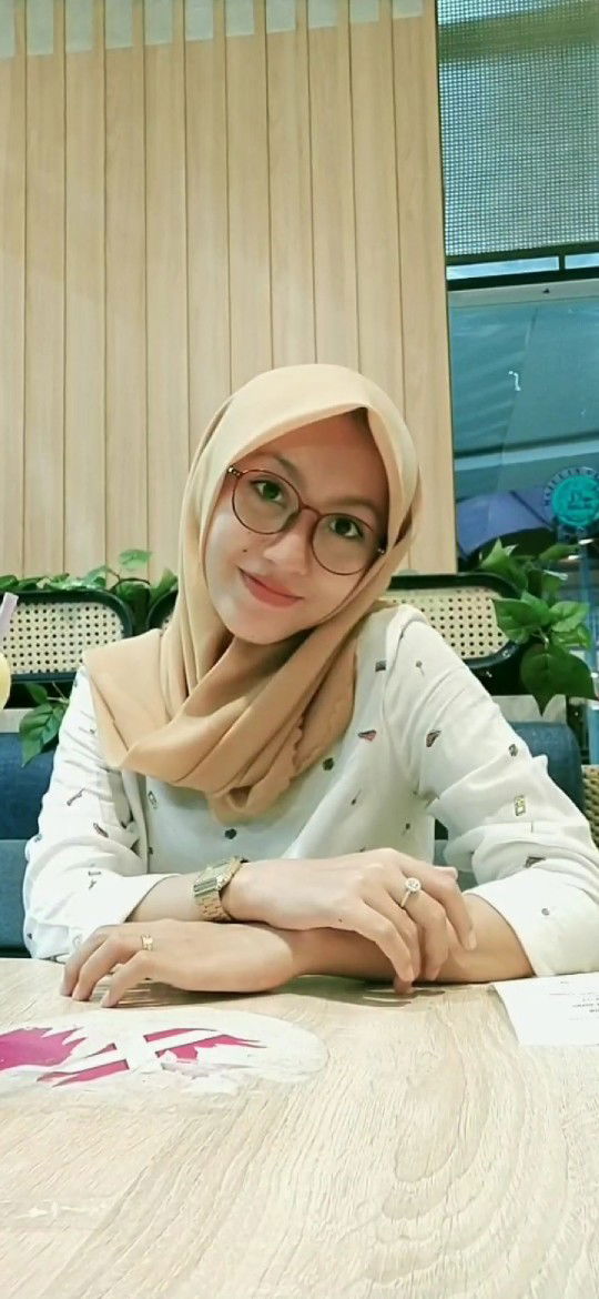 Monita Fitriana profile icon