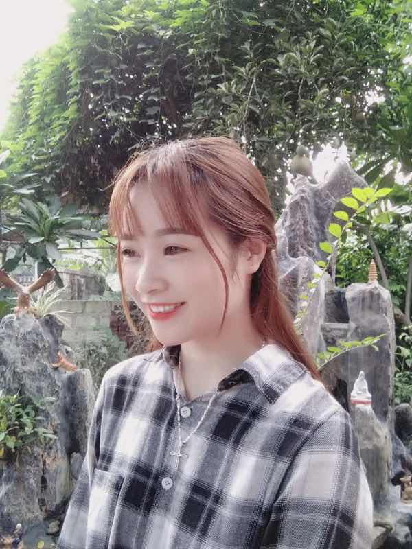 Thùy Hoàng Kim profile icon