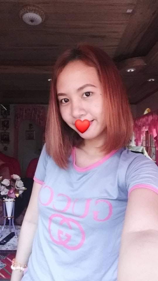 melissa bobares profile icon