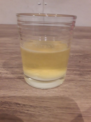 อยากสอบถาม