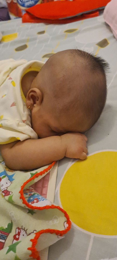 larasss profile icon