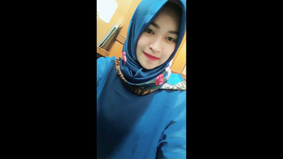 Dewi Theresa Anggraeni profile icon