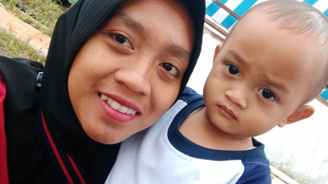 Intan Febri profile icon