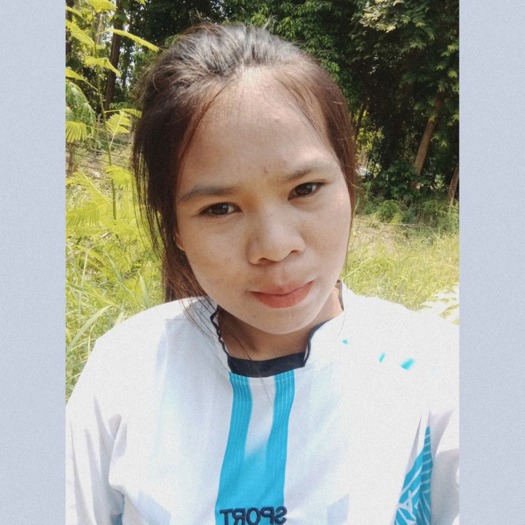 พลอย' พลอย profile icon