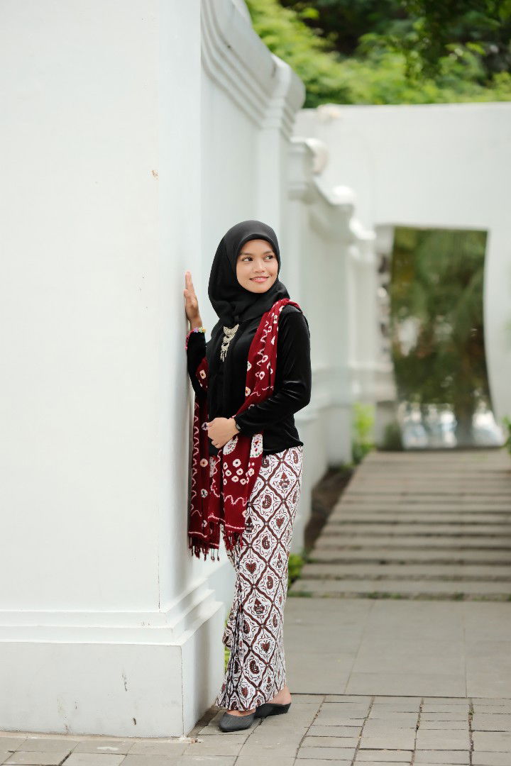 Putri Ageng Devita profile icon