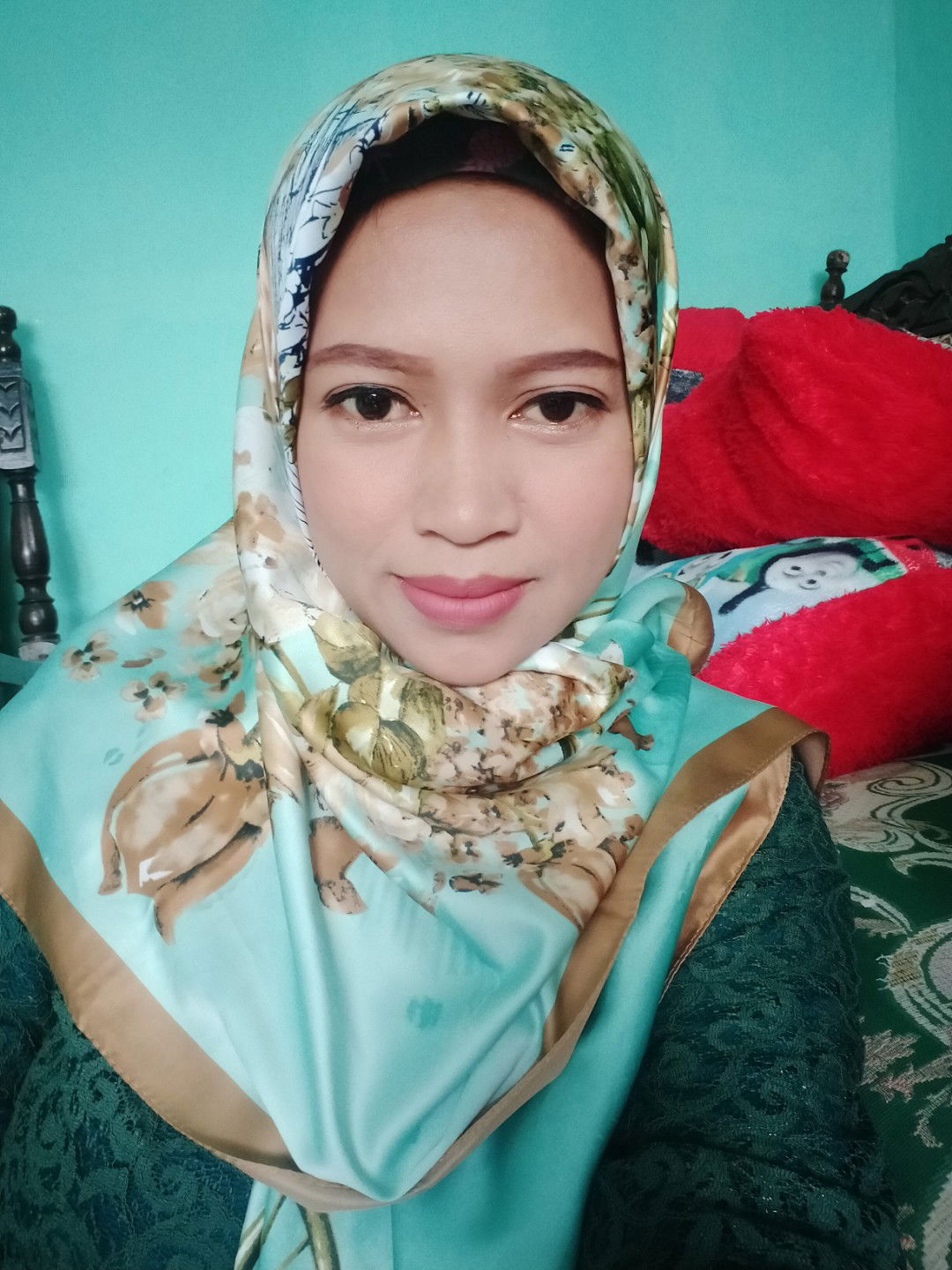 Riry Apriyani profile icon