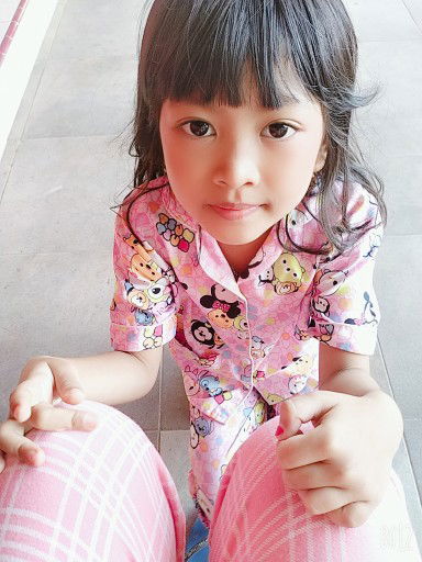 dinamulyana/adele profile icon